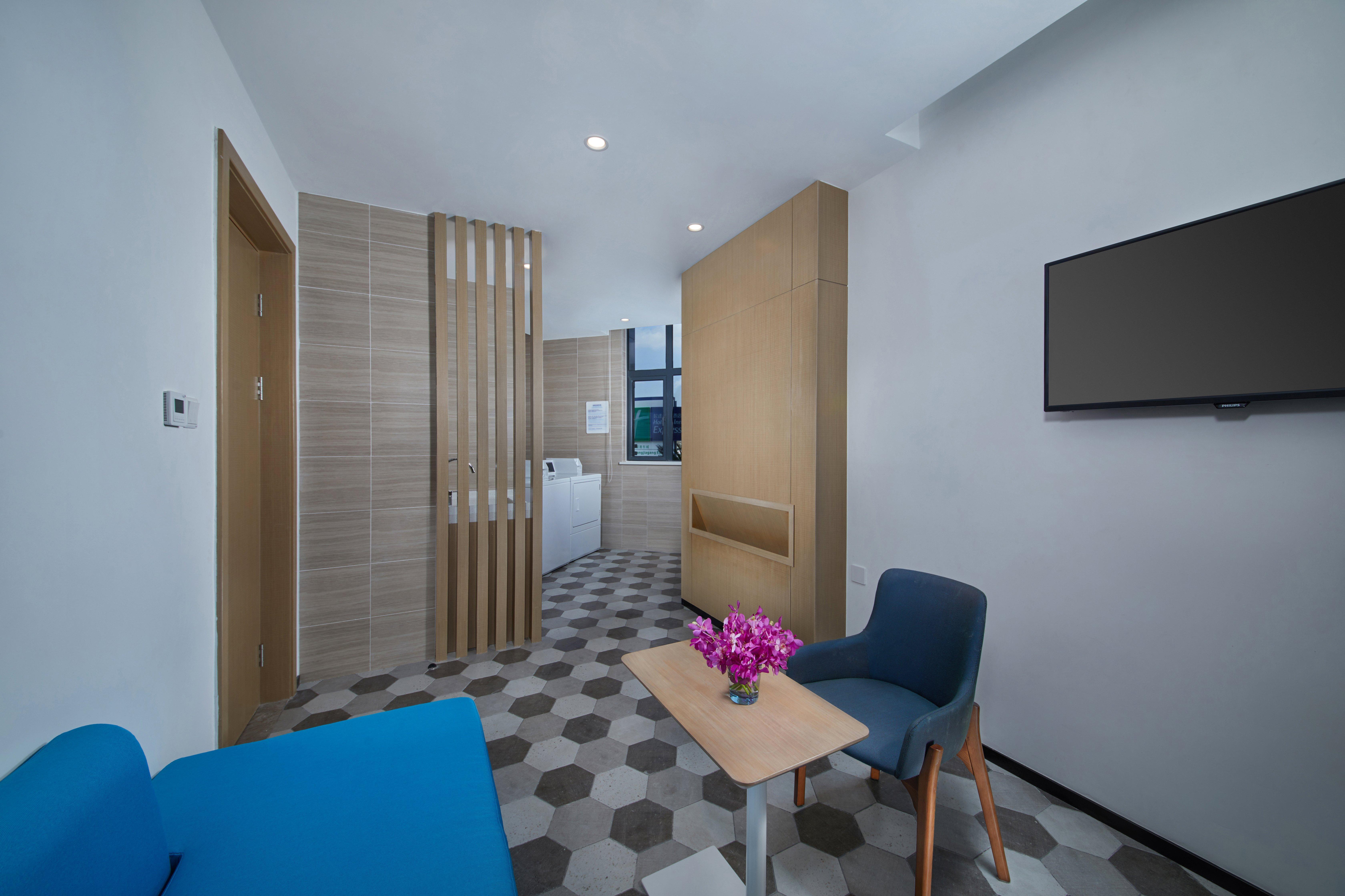 Holiday Inn Express Zhangjiagang East By Ihg Exterior foto